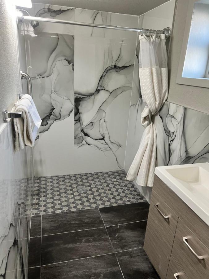 Miami Inn & Suites Oak Lawn Dış mekan fotoğraf
