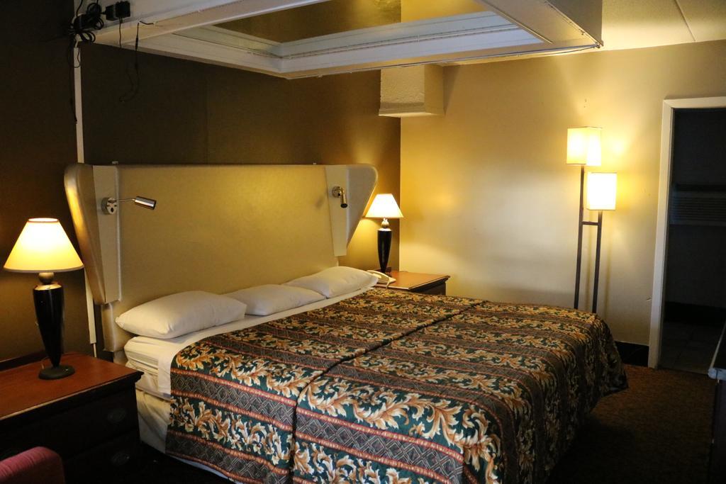 Miami Inn & Suites Oak Lawn Dış mekan fotoğraf